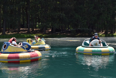 Bumper boats