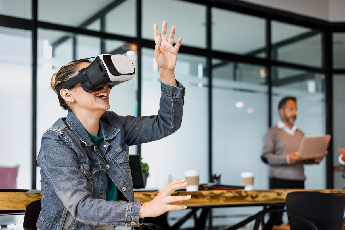 Vr Team Virtual Reality Team Building: The Future of Corporate Engagement ...